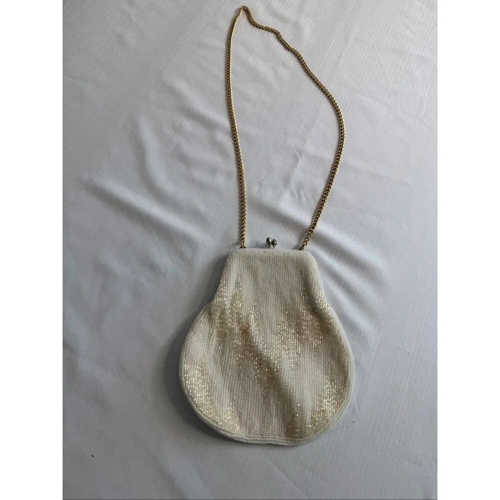 Walborg White Beaded Kisslock Purse Handbag Vintage